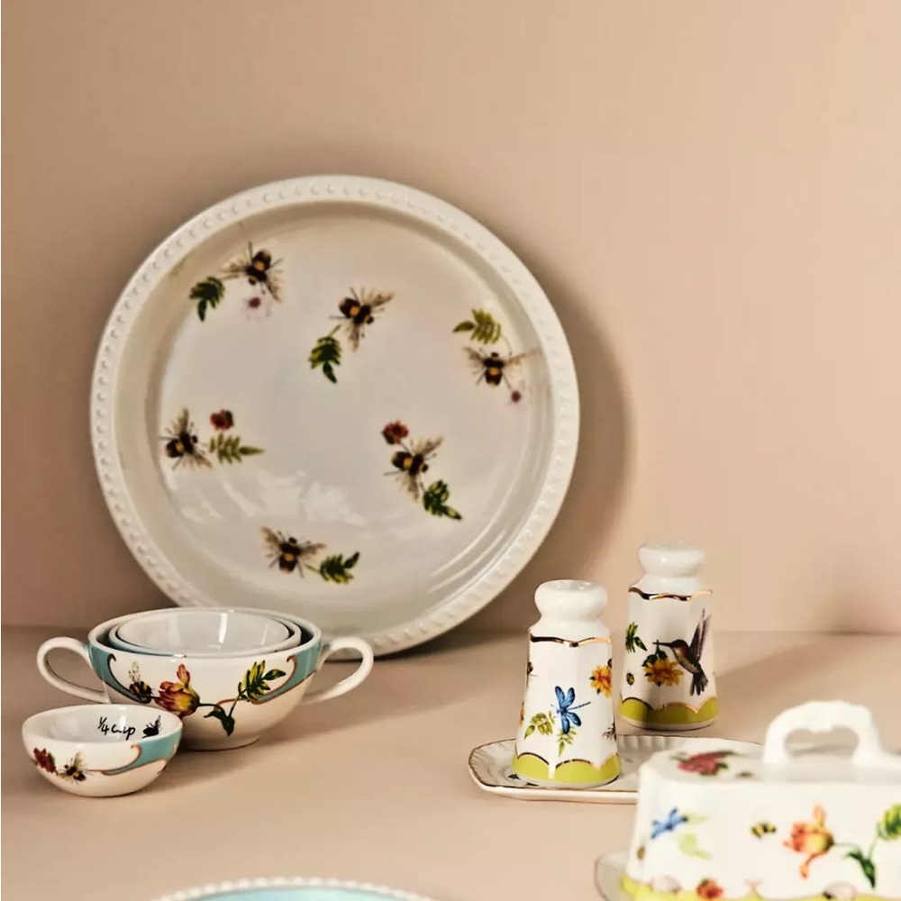 ANTHROPOLOGIE SET OF 4 LOU ROTA MOTHER NATURE MEASURING CUPS BUTTERFLY BIRDS - Picture 4 of 7